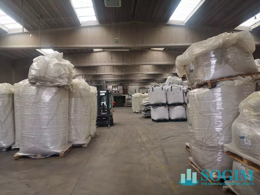 Immagine 12 di Capannone industriale in vendita  in Via Magellano a Fagnano Olona