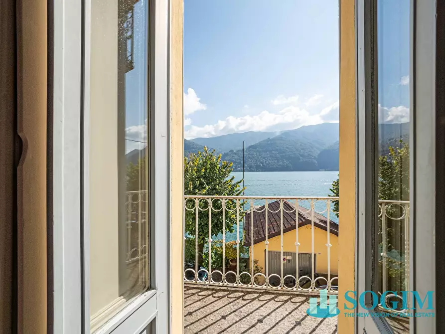 Immagine 5 di Appartamento in vendita  in Via Soldino a Argegno