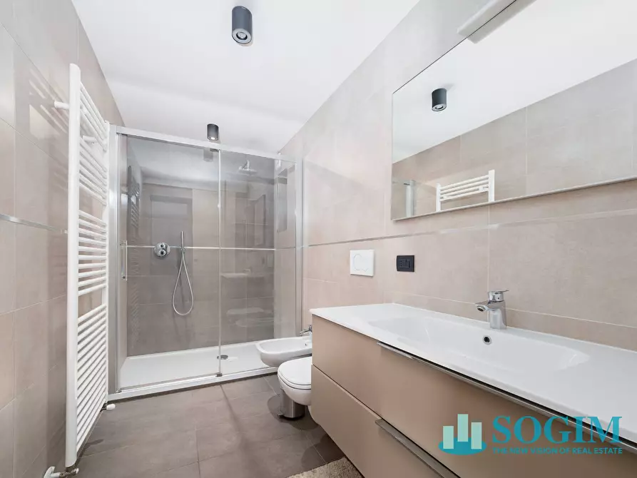 Immagine 18 di Appartamento in vendita  in Via Soldino a Argegno