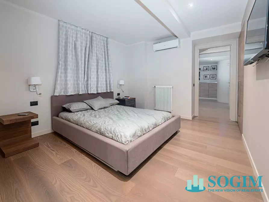 Immagine 24 di Appartamento in vendita  in Via Soldino a Argegno