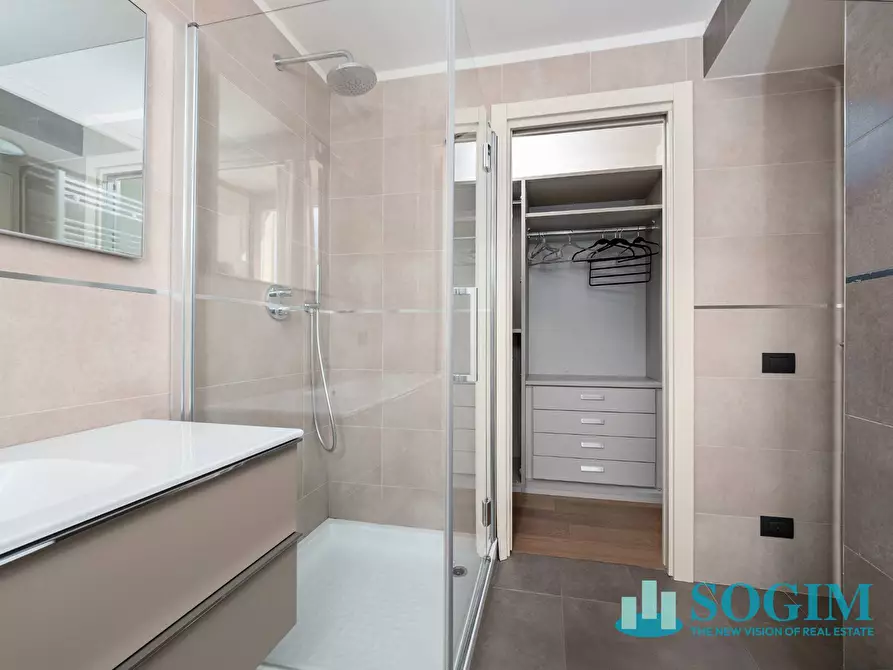 Immagine 30 di Appartamento in vendita  in Via Soldino a Argegno