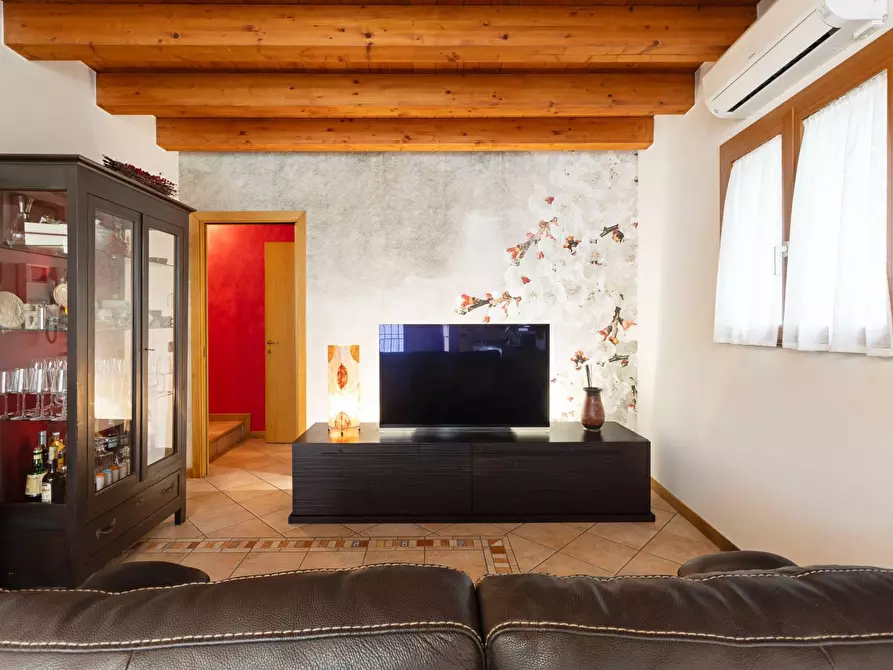 Immagine 6 di Casa semindipendente in vendita  in via giovanni pascoli 37 a Cologno Monzese