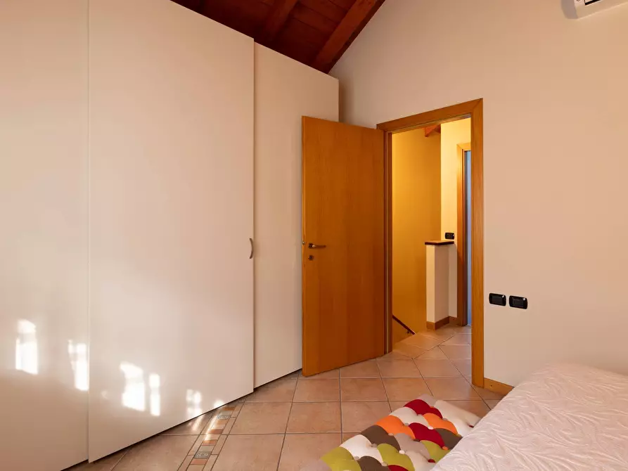 Immagine 17 di Casa semindipendente in vendita  in via giovanni pascoli 37 a Cologno Monzese