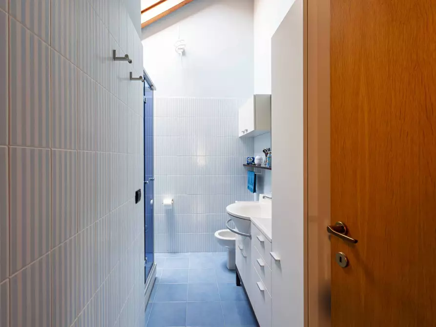 Immagine 19 di Casa semindipendente in vendita  in via giovanni pascoli 37 a Cologno Monzese