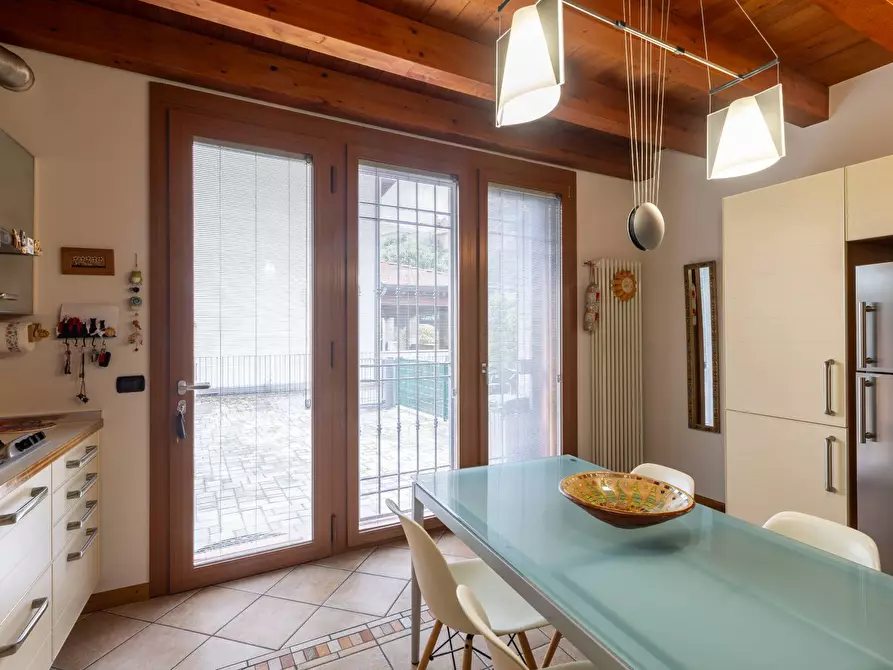 Immagine 26 di Casa semindipendente in vendita  in via giovanni pascoli 37 a Cologno Monzese