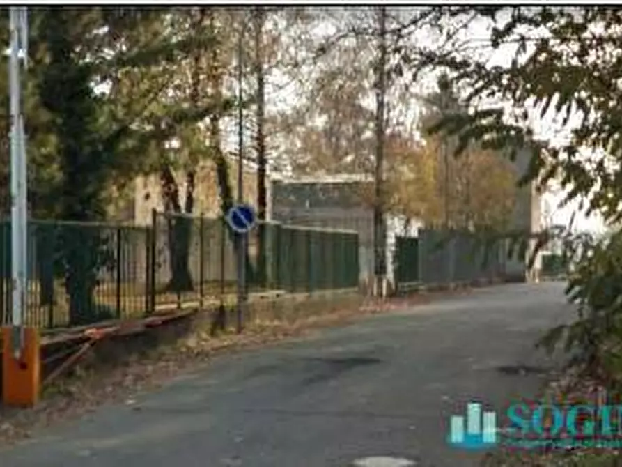 Immagine 4 di Locale commerciale in vendita  in Strada provinciale novedratese a Novedrate