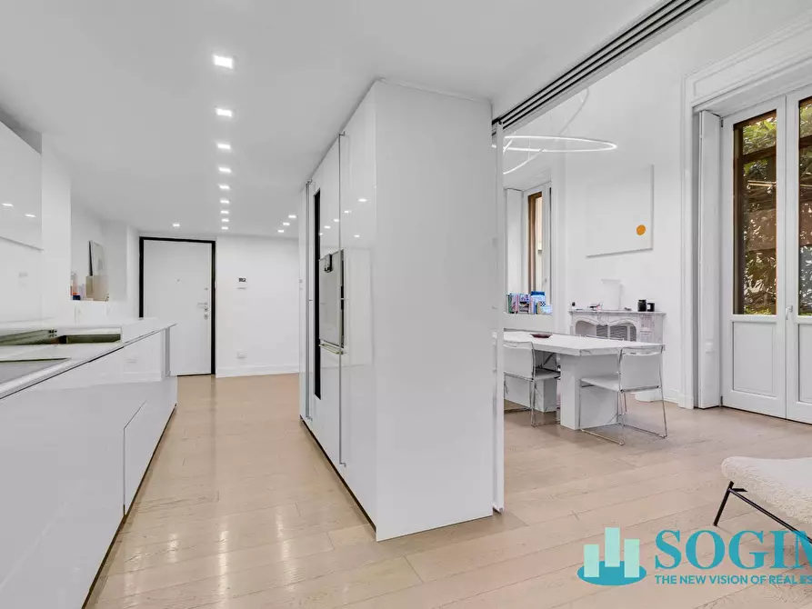 Immagine 6 di Appartamento in vendita  in Via Spontini 3 a Milano
