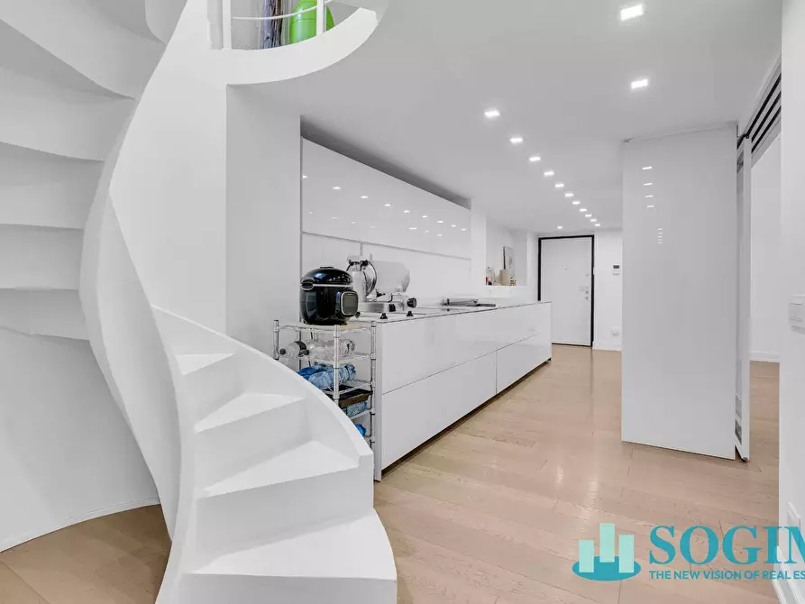 Immagine 10 di Appartamento in vendita  in Via Spontini 3 a Milano