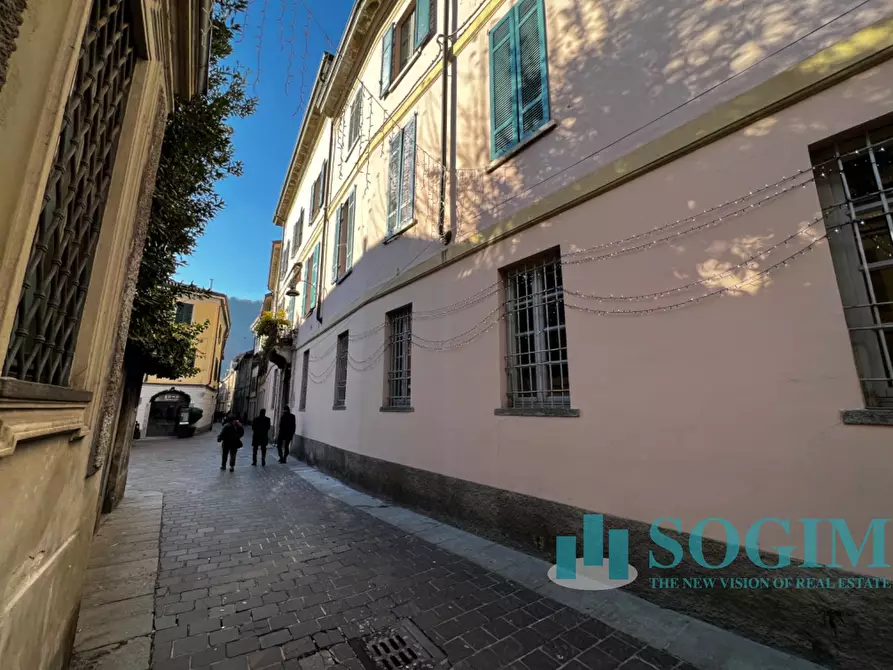 Immagine 23 di Appartamento in affitto  in Via Bonanomi 54 a Como