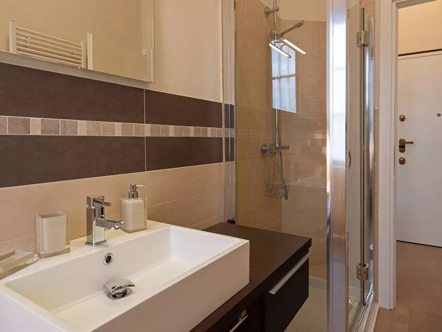 Immagine 20 di Appartamento in affitto  in Via Bonanomi 54 a Como