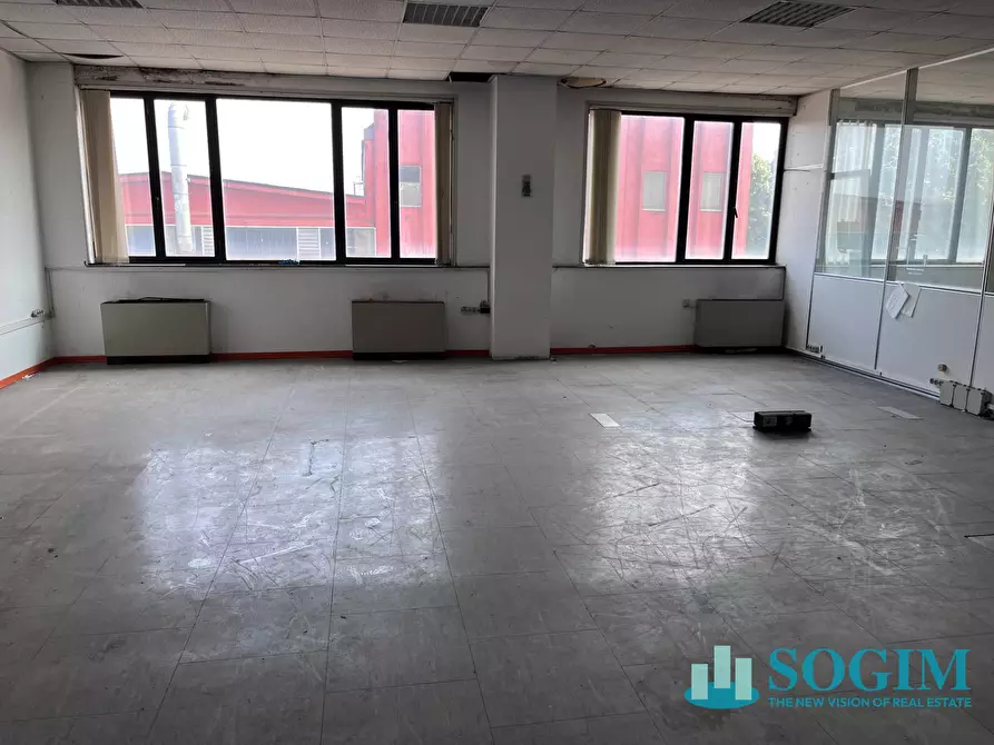 Immagine 11 di Capannone industriale in affitto  in Via Della Meccanica 3/5 a Gaggiano