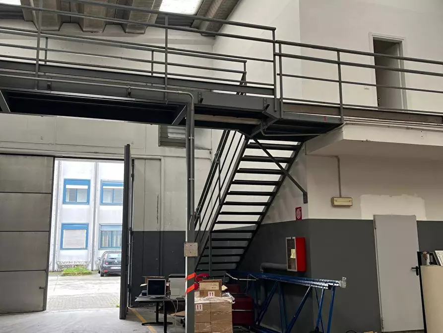 Immagine 1 di Capannone industriale in affitto  in largo fratelli cervi 8 a Vimodrone