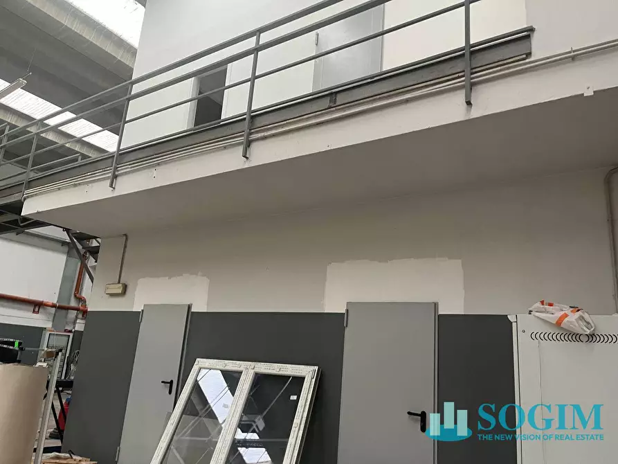 Immagine 8 di Capannone industriale in affitto  in largo fratelli cervi 8 a Vimodrone