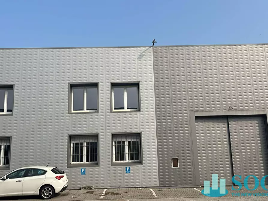 Immagine 15 di Capannone industriale in affitto  in largo fratelli cervi 8 a Vimodrone