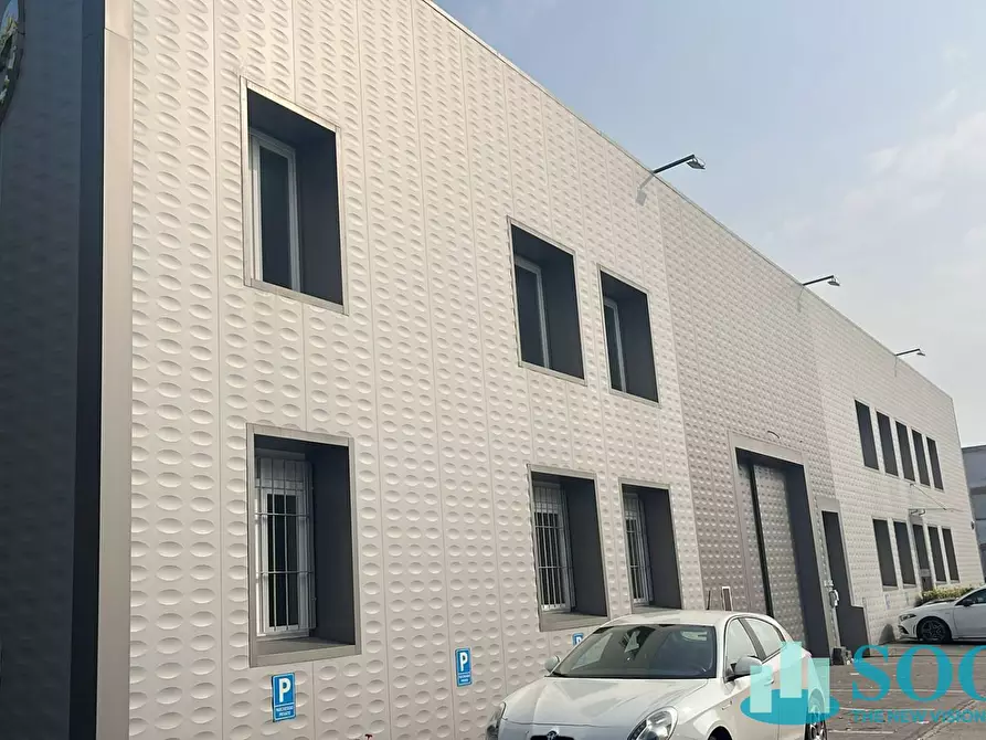 Immagine 17 di Capannone industriale in affitto  in largo fratelli cervi 8 a Vimodrone