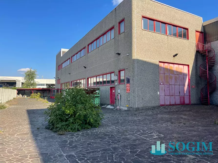 Immagine 5 di Capannone industriale in vendita  a Bussero