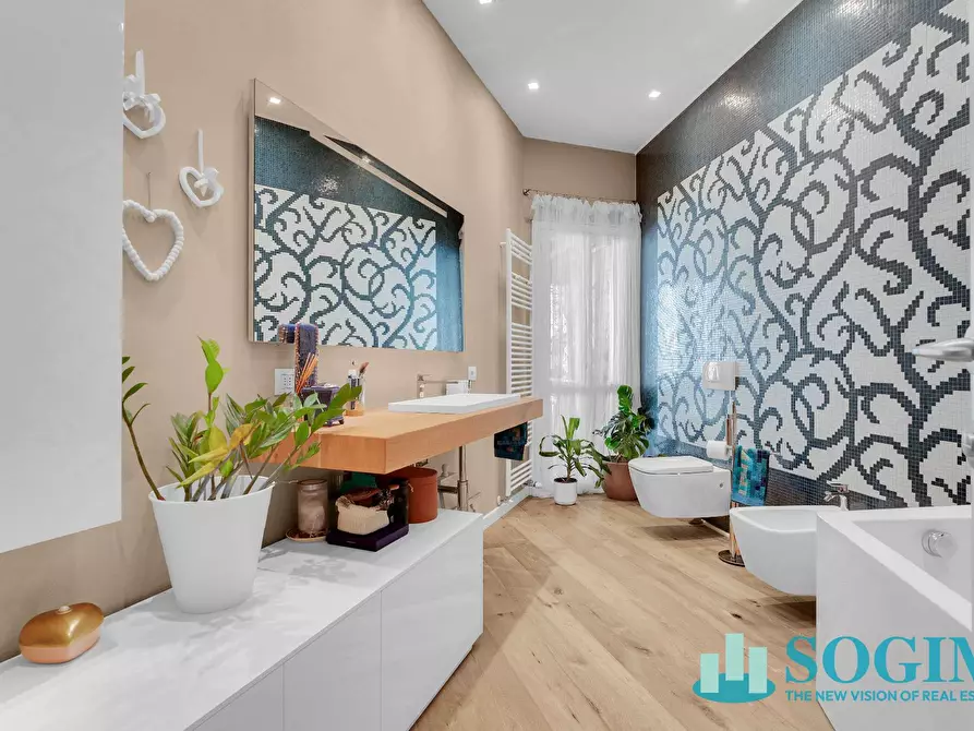 Immagine 23 di Appartamento in vendita  in via Ariberto 3 a Cantù