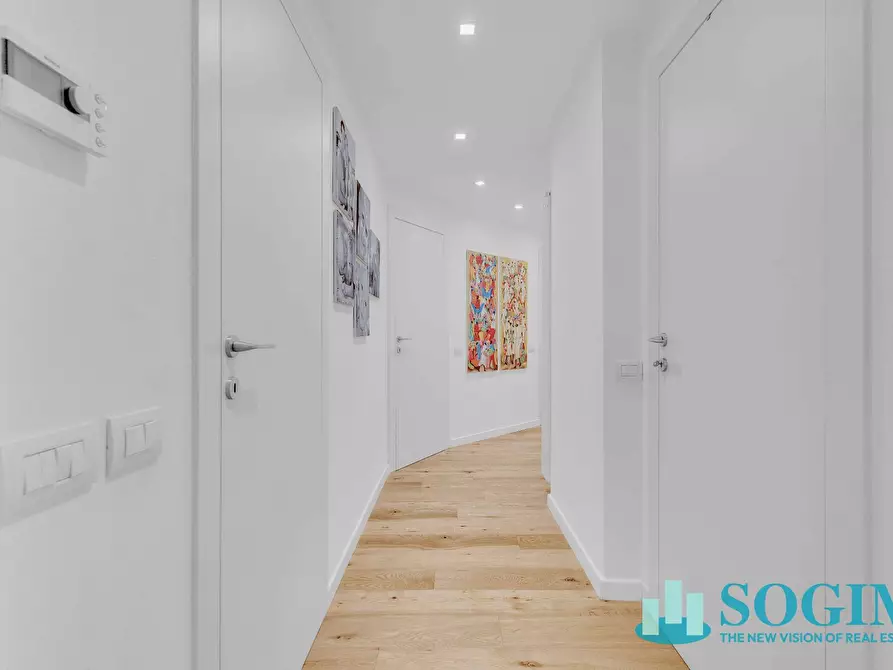 Immagine 12 di Appartamento in vendita  in via Ariberto 3 a Cantù