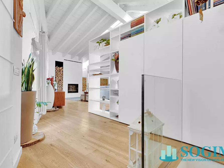 Immagine 2 di Appartamento in vendita  in via Ariberto 3 a Cantù