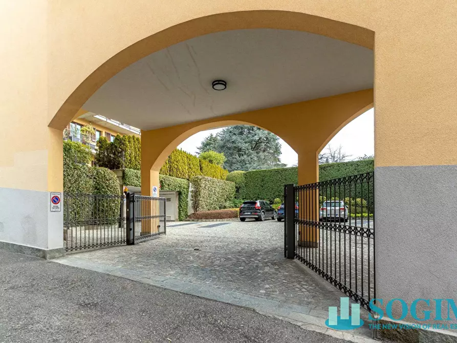 Immagine 28 di Appartamento in vendita  in via Ariberto 3 a Cantù