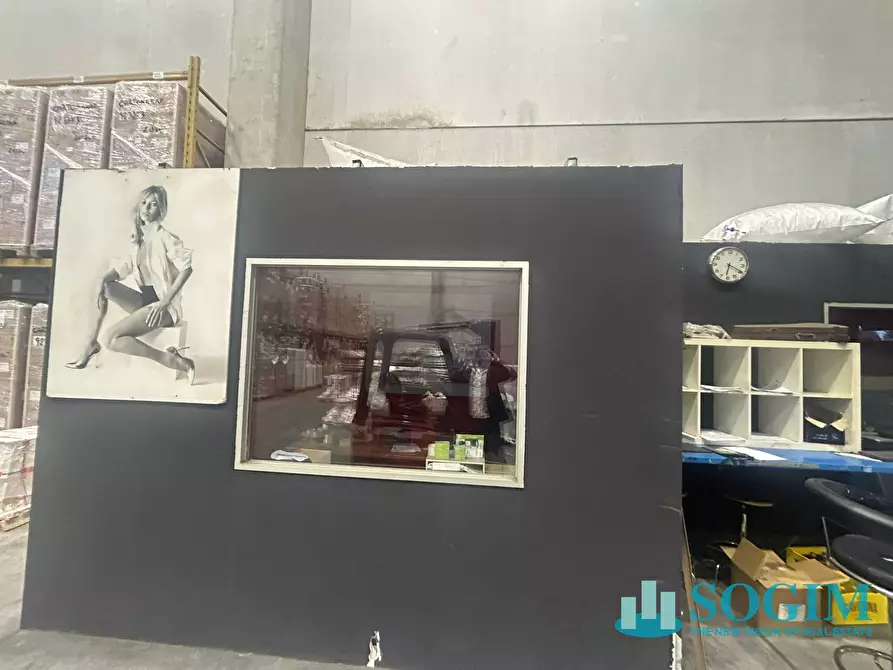 Immagine 4 di Capannone industriale in affitto  in via Meucci a Burago Di Molgora