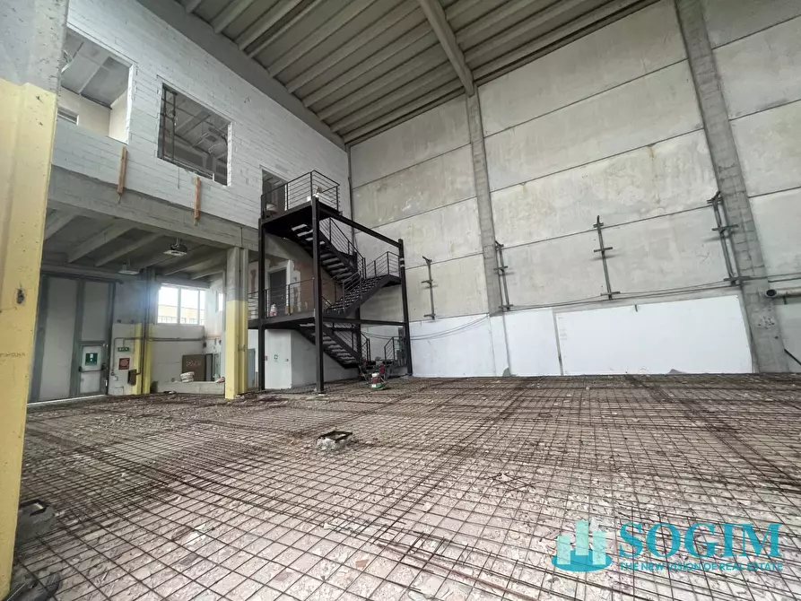 Immagine 1 di Capannone industriale in vendita  in via Moia a Brugherio