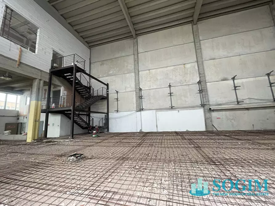 Immagine 3 di Capannone industriale in vendita  in via Moia a Brugherio