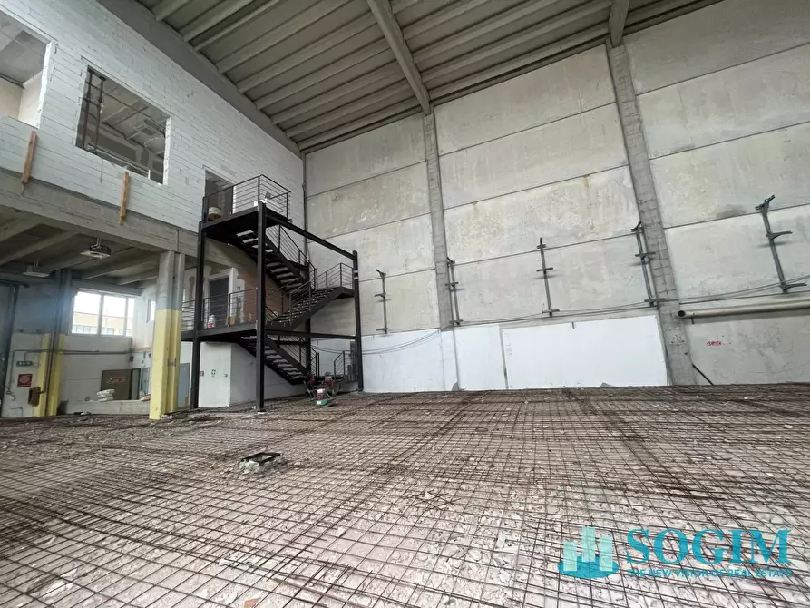 Immagine 5 di Capannone industriale in vendita  in via Moia a Brugherio