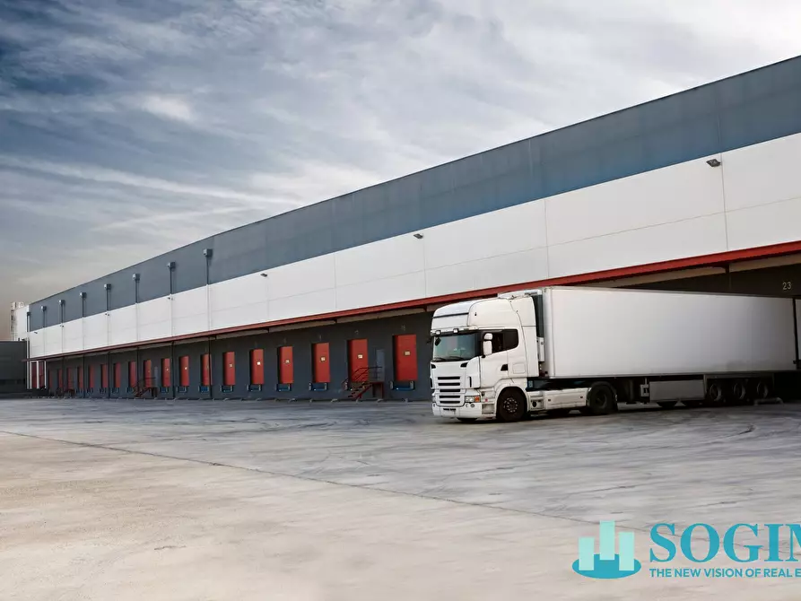 Immagine 16 di Capannone industriale in affitto  a Truccazzano