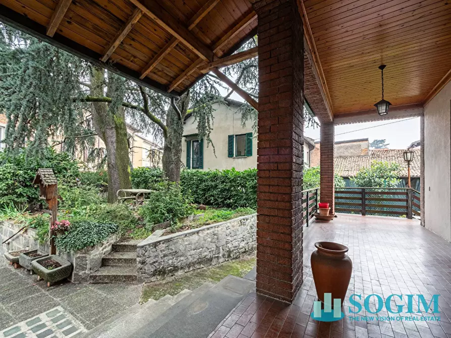 Immagine 11 di Villa in vendita  in via Camillo Benso di Cavour 9 a Mariano Comense