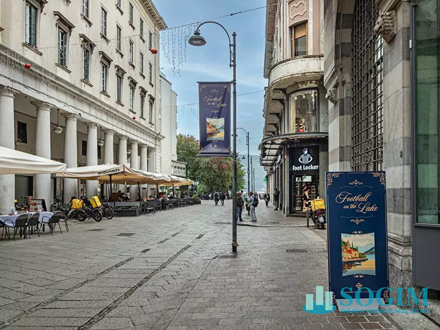 Immagine 23 di Appartamento in affitto  in Piazza Guido Grimoldi a Como