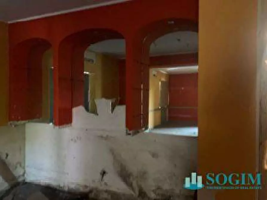 Immagine 4 di Negozio in vendita  in Via Rivolta 2 a Cassano D'adda