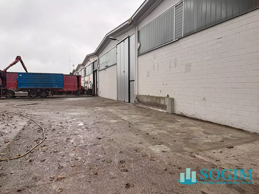 Immagine 54 di Capannone industriale in vendita  in via pascoli 4 a Basiano