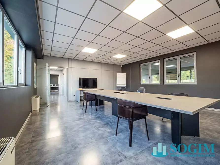 Immagine 16 di Capannone industriale in vendita  in Via Parravicini a Albavilla