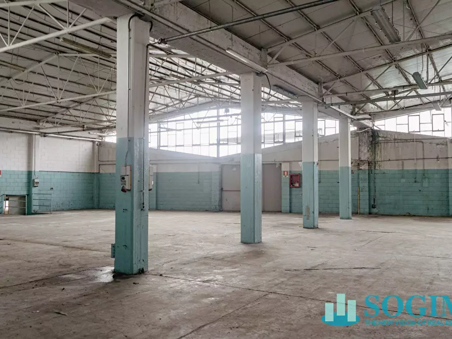 Immagine 4 di Capannone industriale in vendita  in Via Morandi 21 a Saronno