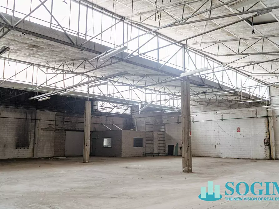 Immagine 20 di Capannone industriale in vendita  in Via Morandi 21 a Saronno