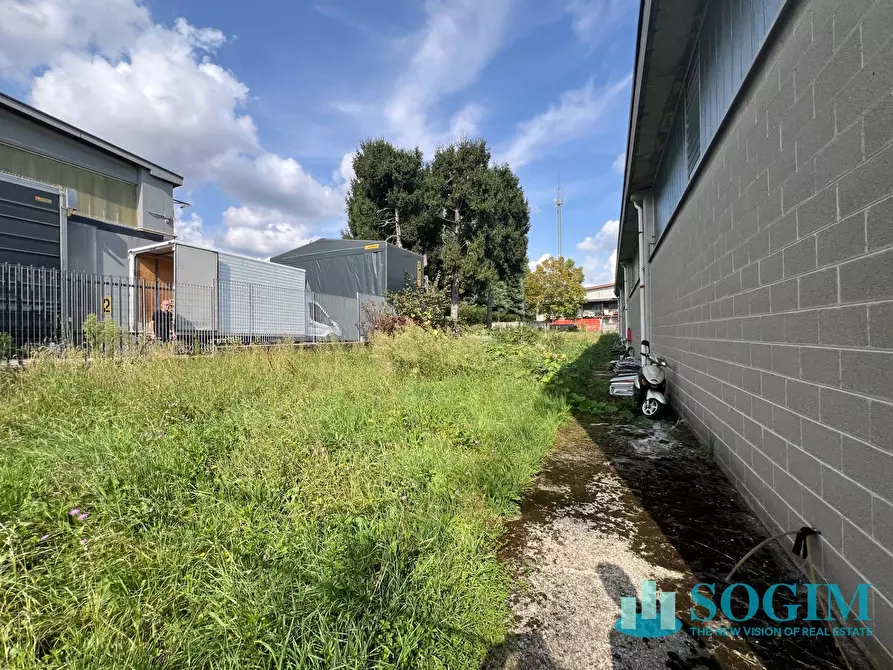 Immagine 4 di Capannone industriale in vendita  in Via Bonicalza a Cassano Magnago