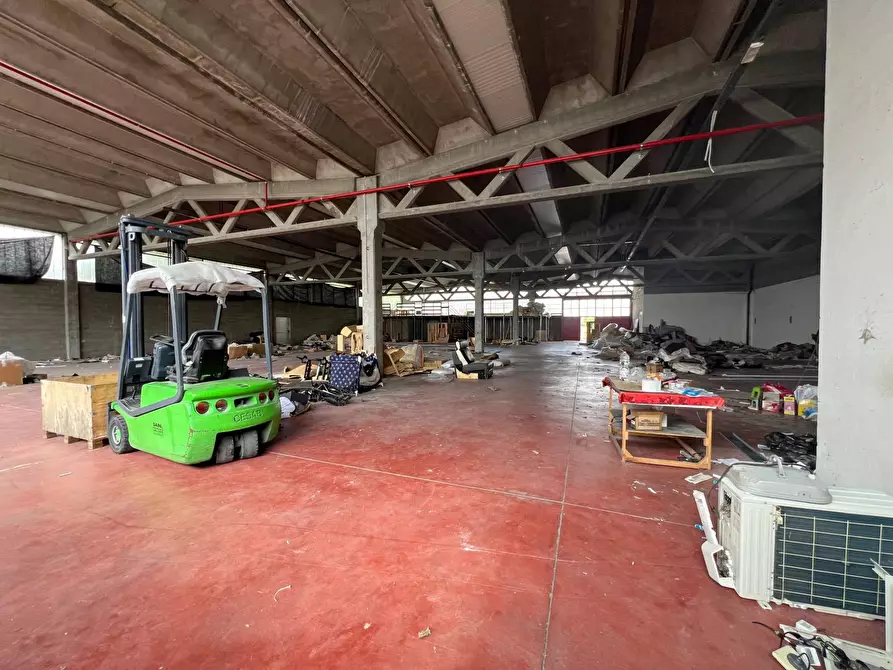 Immagine 15 di Capannone industriale in vendita  in Via Bonicalza a Cassano Magnago