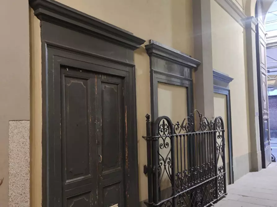 Immagine 2 di Negozio in affitto  in Via Pace 23 a Milano