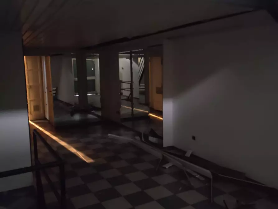 Immagine 4 di Negozio in affitto  in Via Pace 23 a Milano