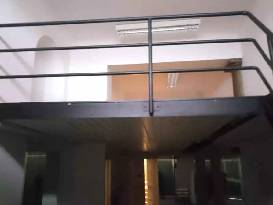 Immagine 6 di Negozio in affitto  in Via Pace 23 a Milano