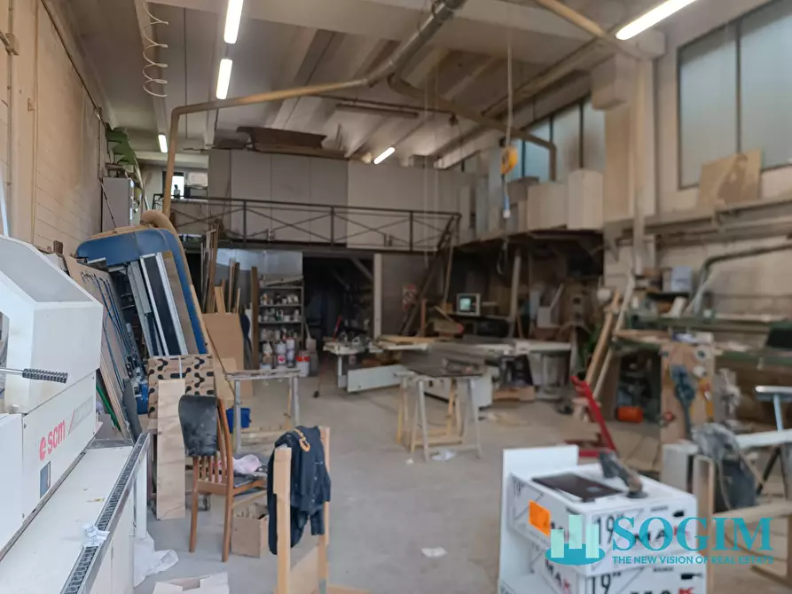 Immagine 3 di Capannone industriale in vendita  in Via Provinciale 1 a Barni