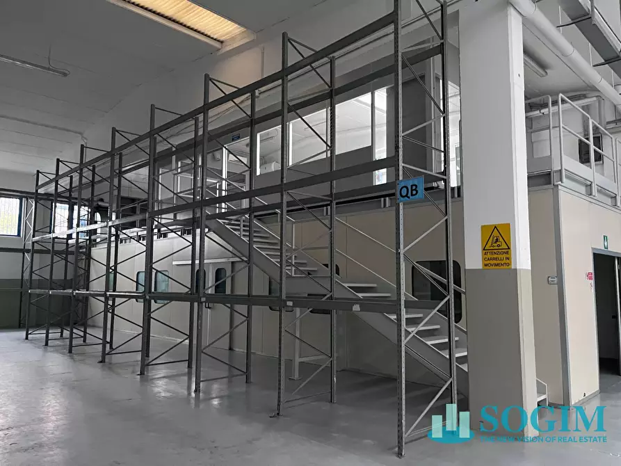 Immagine 10 di Capannone industriale in vendita  in via Volta 23 a Settimo Milanese