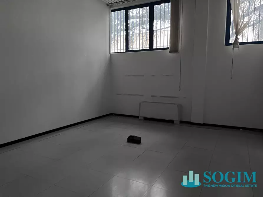 Immagine 14 di Capannone industriale in affitto  in via Volta 23 a Settimo Milanese