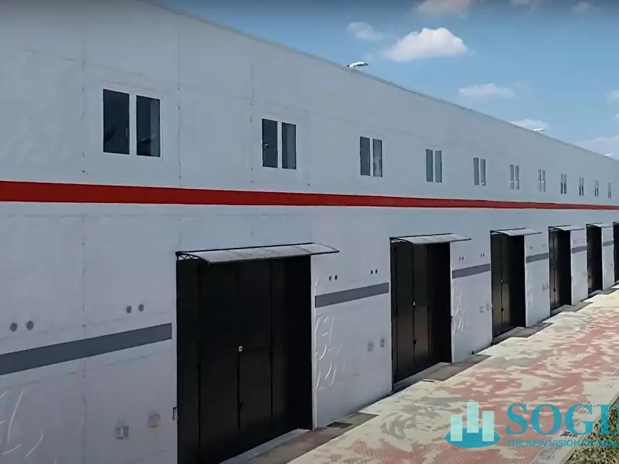 Immagine 3 di Capannone industriale in affitto  a Concorezzo