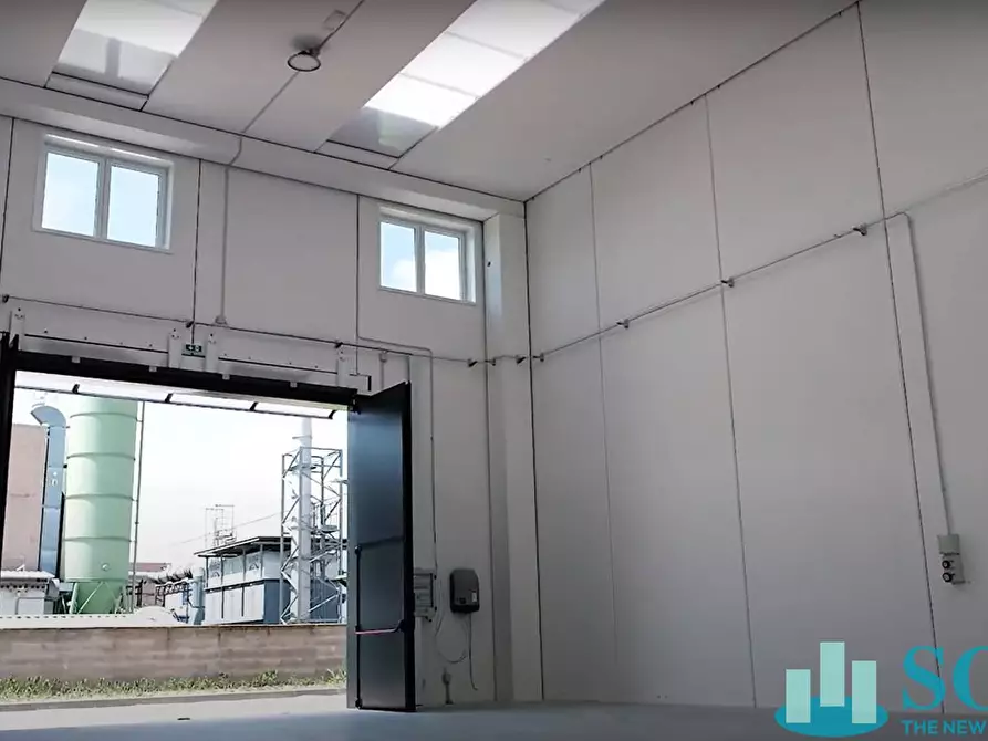 Immagine 6 di Capannone industriale in affitto  a Concorezzo