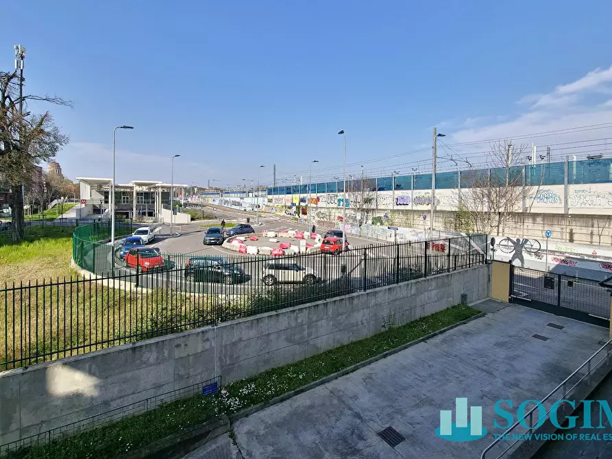 Immagine 20 di Appartamento in vendita  in Via Roberto Ardigò 17 a Milano