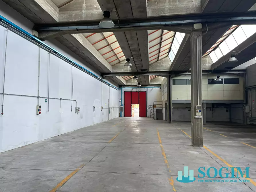 Immagine 4 di Capannone industriale in affitto  in via giuseppe di vittorio a Inzago