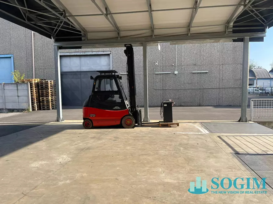 Immagine 17 di Capannone industriale in affitto  in via cassanese a Segrate