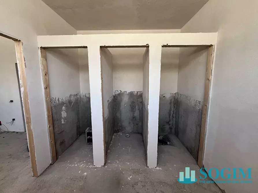 Immagine 8 di Capannone industriale in vendita  a Abbiategrasso